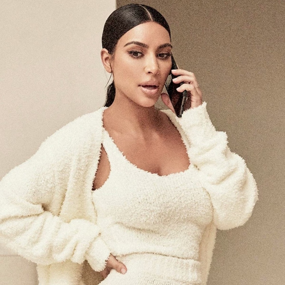 SKIMS Cozy Collection Bundle- 2X/3X Jogger Pants/ Tank Top/ Robe- So Fuzzy